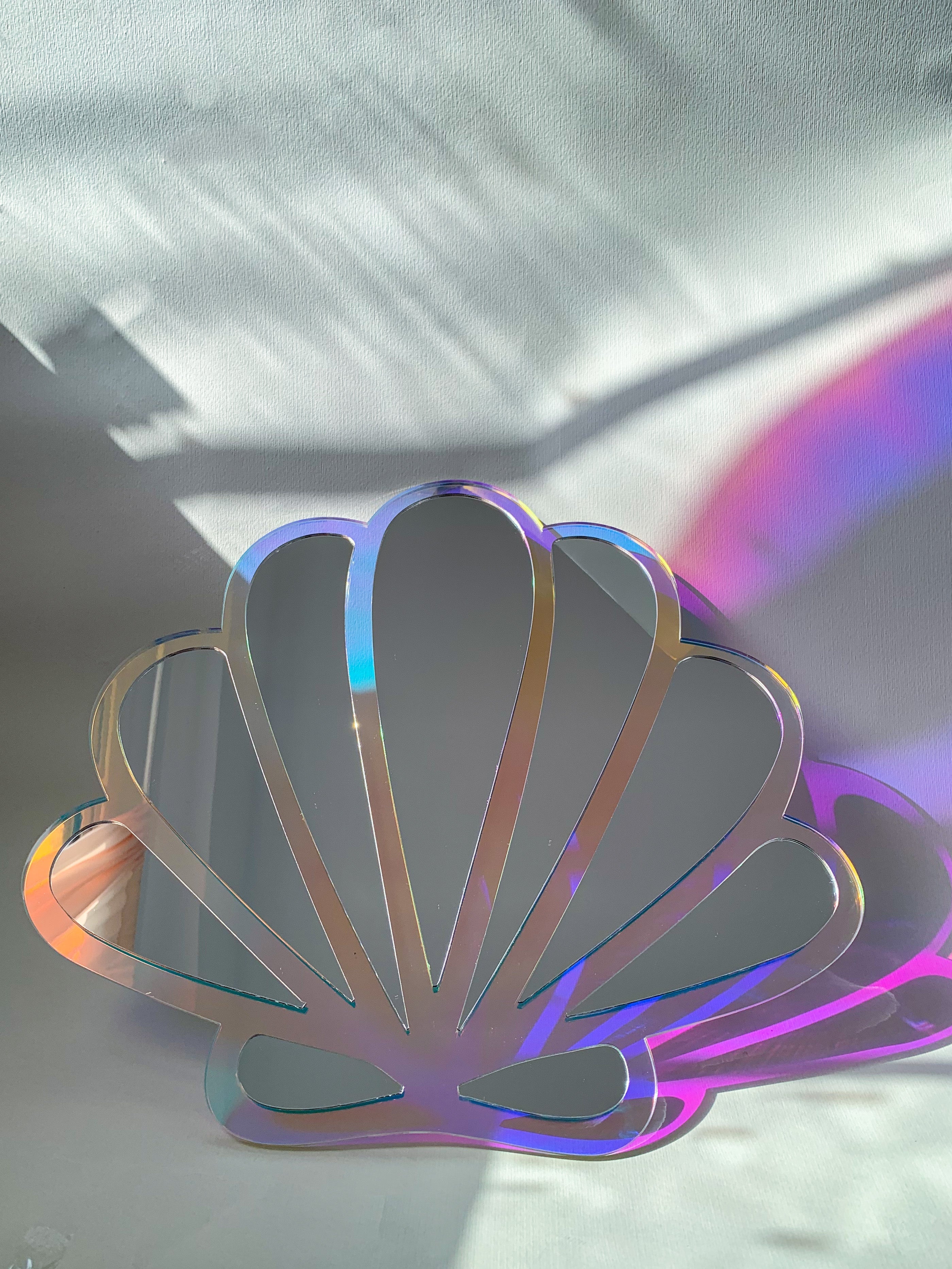 Seashell Reflector Wall Decor