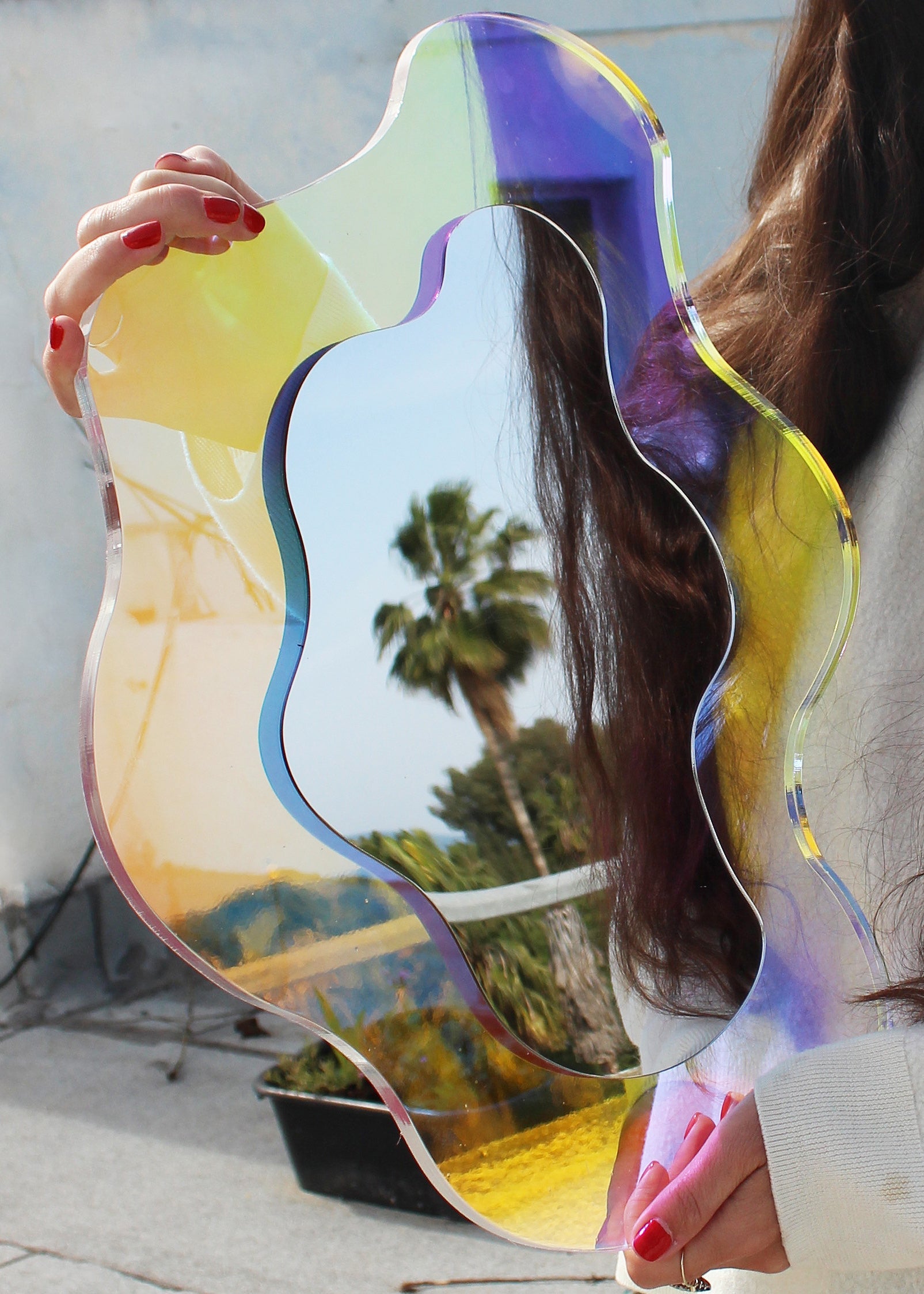 Wiggly Life Reflector Wall Decor