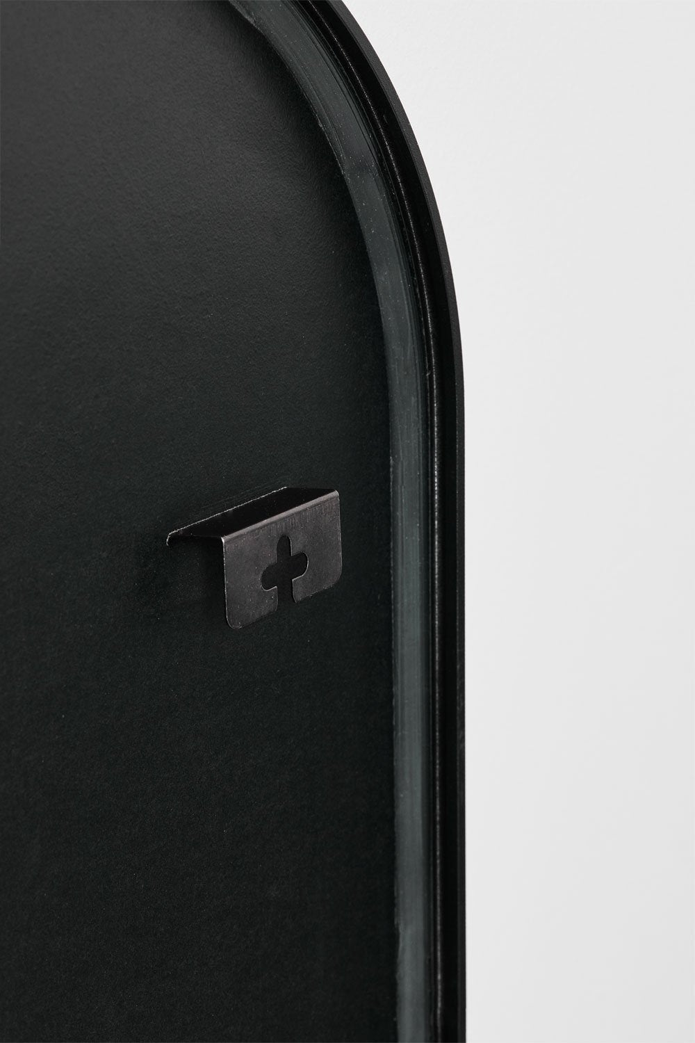 Oval wall mirror in aluminum 35x70 cm Elbert